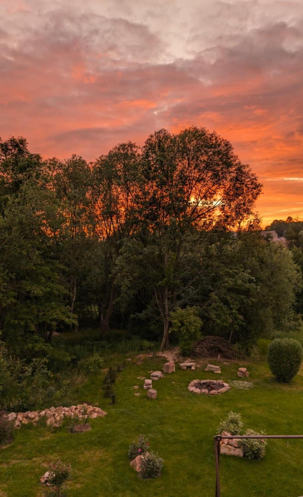 Roze I Jablonie Agroturystyka Грыфув-Слёнский Экстерьер фото